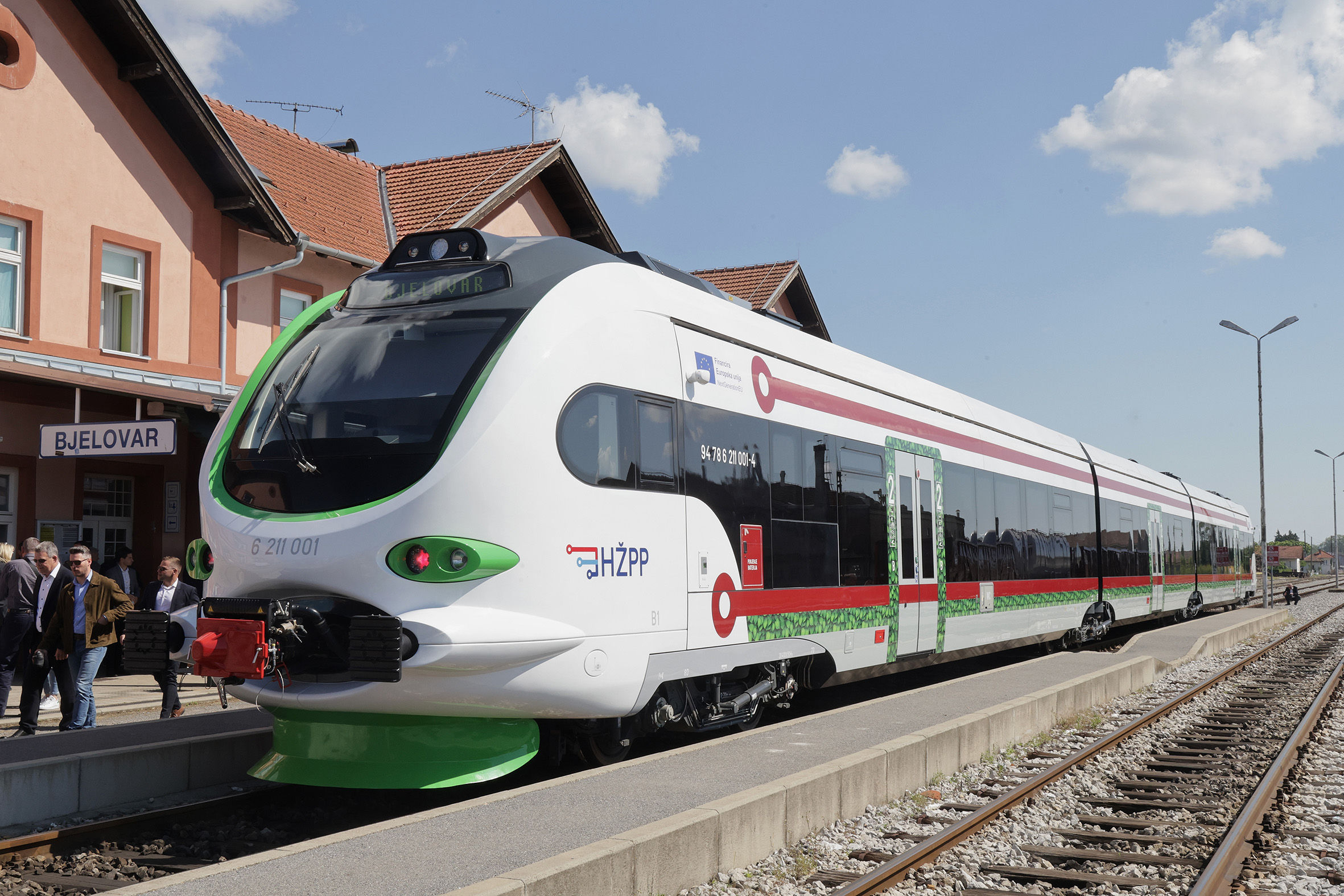 Novi hrvatski vlak juri 160 km/h, na baterije vozi 100 km